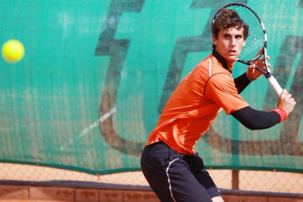 Carlos Taberner en un partido de tenis. / Foto: tennisval.com