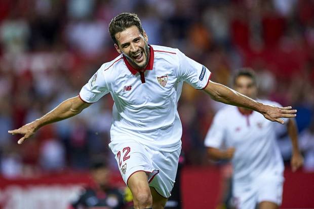 Franco Vázquez sonríe tras conseguir un gol con el Sevilla. / Foto: Sportyou